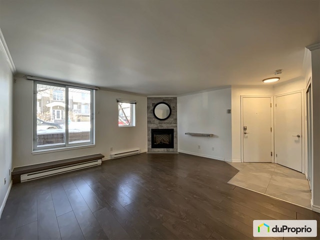 $349,900 - Condominium for sale in Chomedey — photo 3