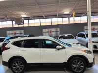 **SPRING SPECIAL!** FEATURING : AWD, SUNROOF, BLINDSPOT CAMERA, TRAILER HITCH, WEATHERPROOF FLOORMAT... (image 2)