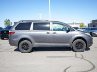 It's powered by a 3.5 L V6 engine producing approximately 296 horsepower and 263 lb-ft of torque, pa... (image 8)