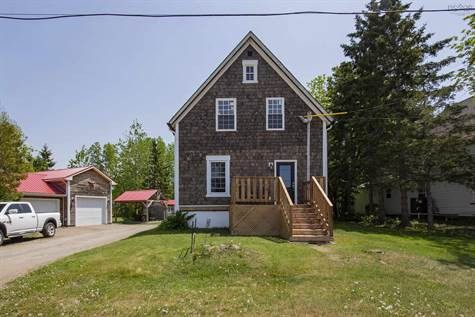 340 Foundry Street in Houses for Sale in Truro