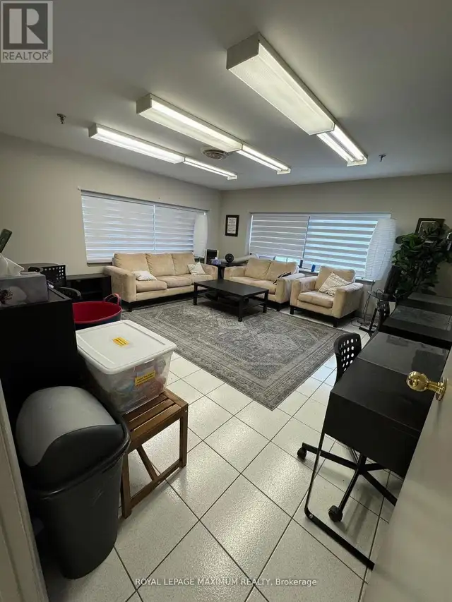 18 - 67 RODINEA ROAD Vaughan, Ontario in Commercial & Office Space for Rent in Markham / York Region - Image 3