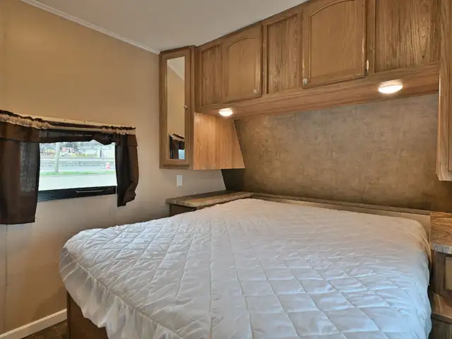 2017 Revere 28QB in Travel Trailers & Campers in St. Albert - Image 18