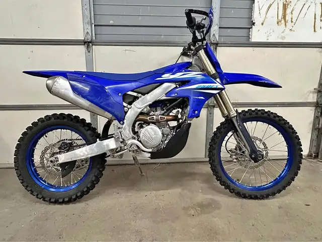 2025 YAMAHA YZ250FX-BLUE! in Dirt Bikes & Motocross in Edmonton - Image 2