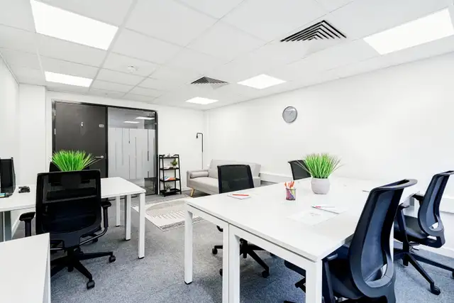Dedicated Office for Rent – Regus London City Centre in London