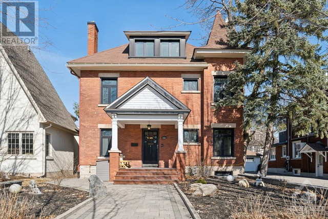 289 CLEMOW AVENUE Ottawa, Ontario in Houses for Sale in Ottawa