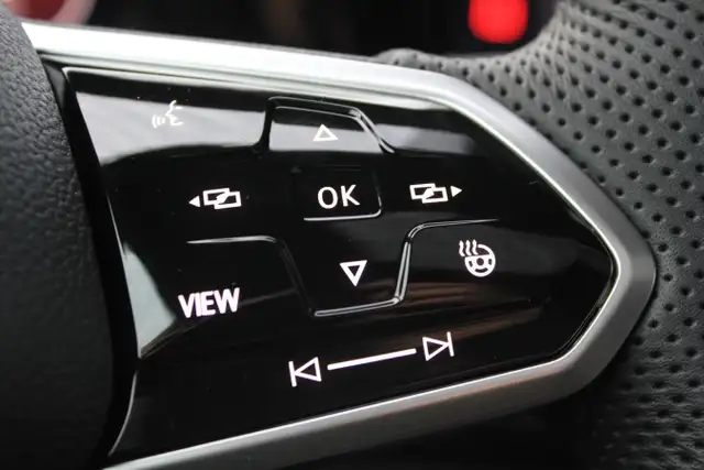 2022 Volkswagen Golf GTI Autobahn Auto for sale in Cars & Trucks in Comox / Courtenay / Cumberland - Image 25