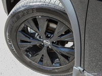 * Intelligent All-Wheel Drive with Terrain Selector * Off-Road and Snow Mode * Intelligent Forward C... (image 8)