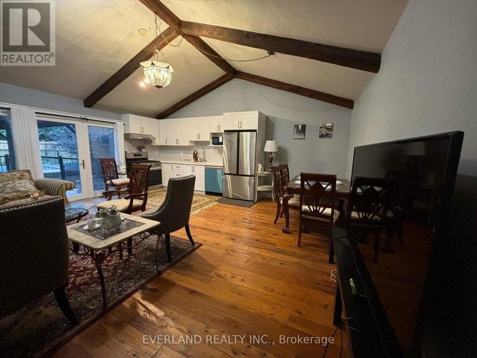 ENSUITE ROOM - 3369 ST PAUL AVENUE Niagara Falls (Stamford), Ont 3