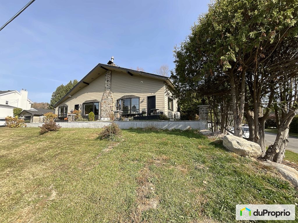 $415,000 - Semi-detached for sale in St-Sauveur — photo 2