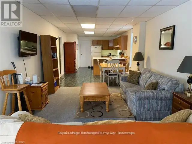 247 BROADWAY STREET Kincardine, Ontario in Houses for Sale in Owen Sound - Image 7