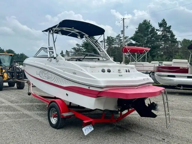 2010 19' RINKER MTX BOWRIDER WAKEBOARD BOAT in Powerboats & Motorboats in Peterborough - Image 5
