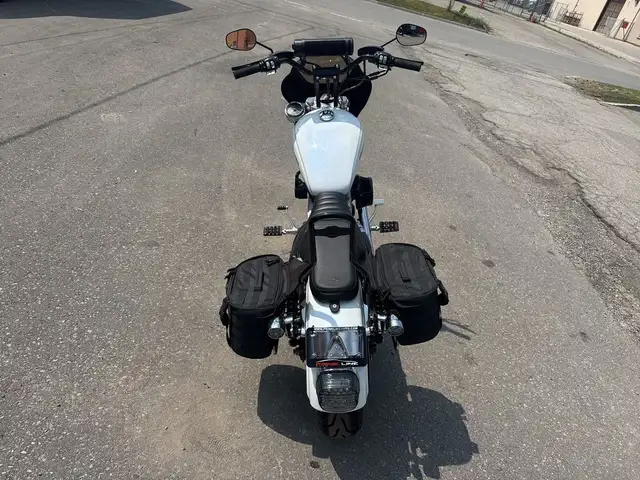 2005 Harley-Davidson Sportster ~ SPORSTER 883 ~ CANADIAN ~ V&H E in Street, Cruisers & Choppers in City of Toronto - Image 21