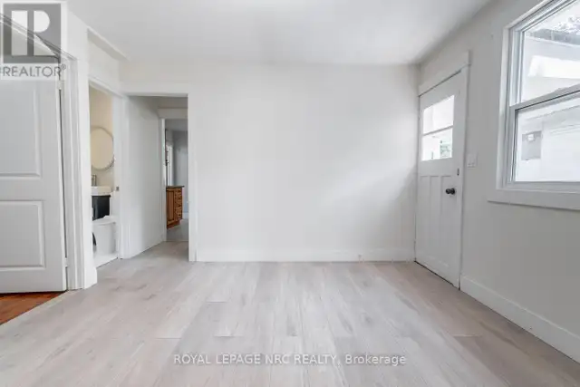 29 ERIE STREET Port Colborne (Main Street), Ontario in Houses for Sale in St. Catharines - Image 16