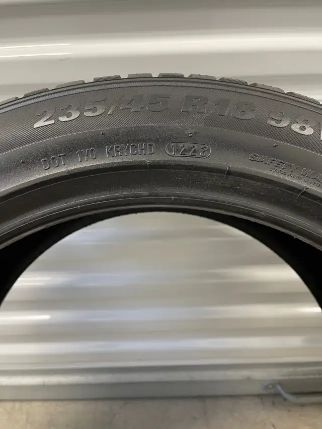 Pair2️⃣:  235/45R18 98V XL  Kumho WinterCraft WP72. in Tires & Rims in Mississauga / Peel Region - Image 5