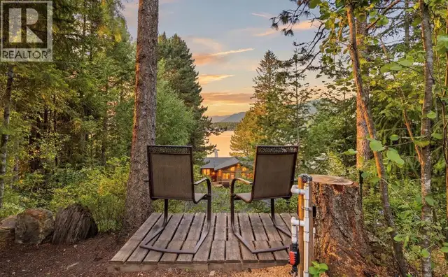 102 SANDNER Road Christina Lake, British Columbia in Houses for Sale in Penticton - Image 19