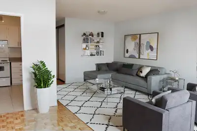 Building Features Get 1 Month Free + $500 Move-In Bonus on Select Suites!* OPEN HOUSE: FRIDAY, JULY...