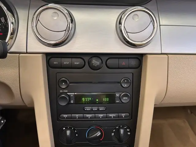 2005 Ford Mustang ***67 000KM***CONVERTIBLE*** in Cars & Trucks in City of Montréal - Image 23