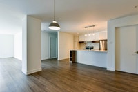 Renovated Akelius three bedroom apartment for rent. Located near Sauvé in the Ahuntsic neighborhood,... (image 4)