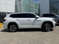 Humberview Volkswagen on the Queensway Get ready to experience the ultimate in luxury and performanc... (image 7)