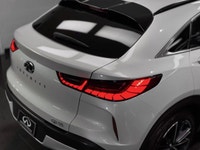The 2023 INFINITI QX55 Essential is the popular mid-range trim for the luxury crossover coupe in Can... (image 7)