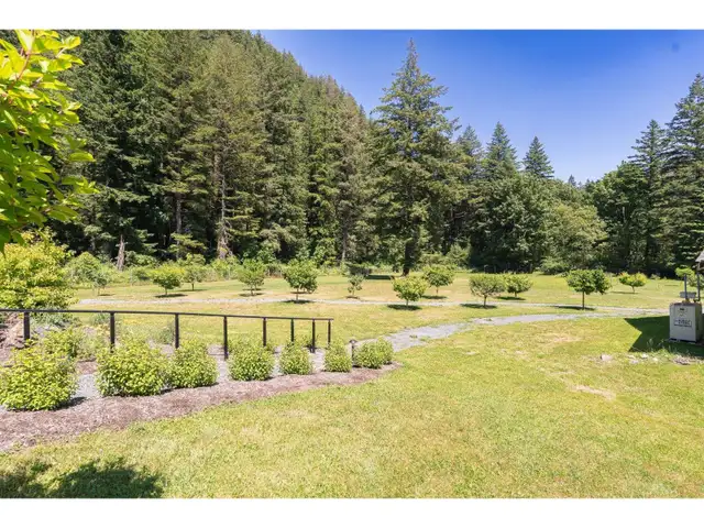 43318 CREEKSIDE CIRCLE, Cultus Lake South Cultus Lake, British C in Long Term Rentals in Calgary - Image 20