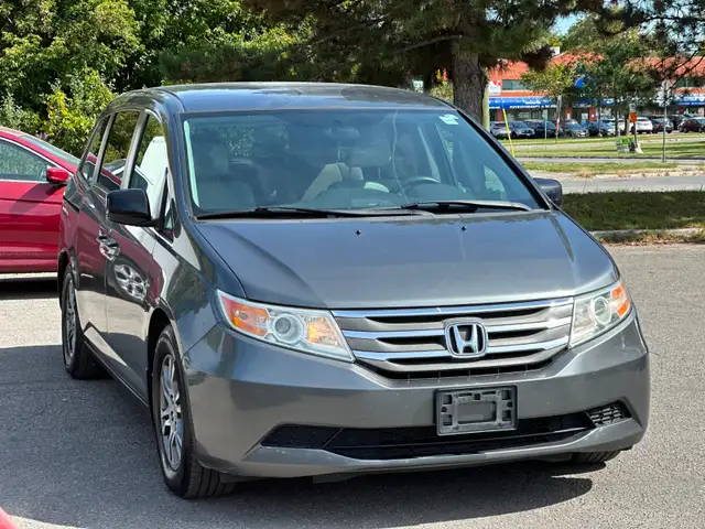 2012 HONDA ODYSSEY EX 8 PASSENGER $10999 W/SAFETY in Cars & Trucks in Ottawa - Image 5