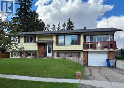 This property is a spacious bi-level built by the constructor for himself and his family. The upper...