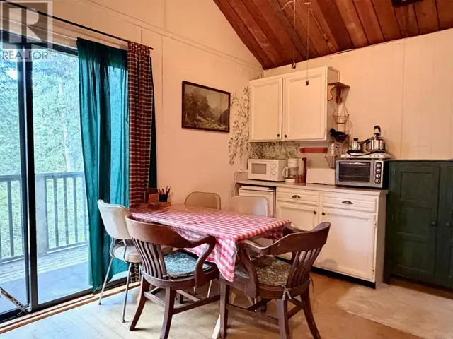 3574 SELLARS ROAD Canim Lake, British Columbia in Houses for Sale in 100 Mile House - Image 11