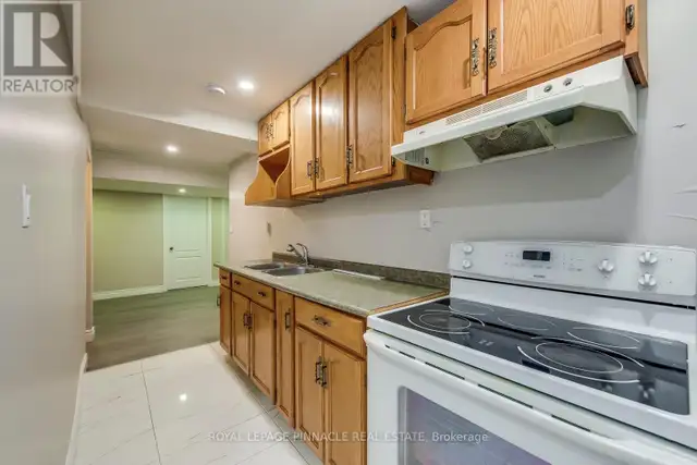 LOWER - 11 FRANKFURT STREET Kitchener, Ontario in Long Term Rentals in Kitchener / Waterloo - Image 14