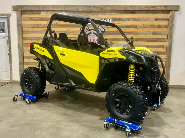 2019 BRP CAN-AM MAVERICK SPORT 1000R + 4X4 + DPS + FOX + NEW TIR in ATVs in Ottawa - Image 4
