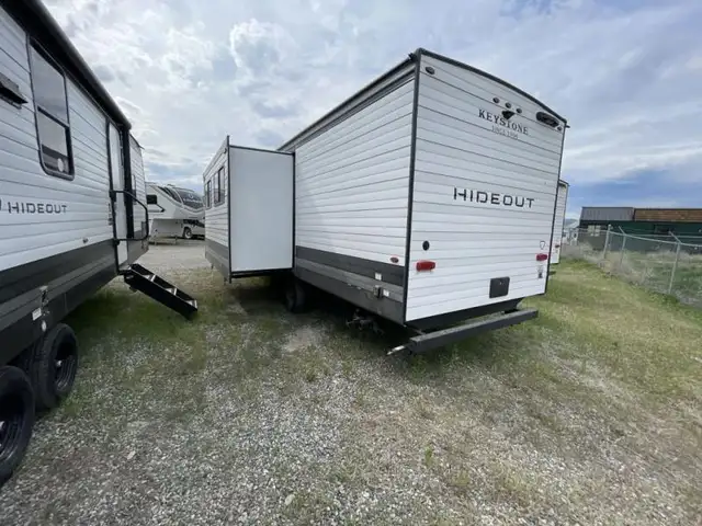 2026 Keystone RV Hideout 262BHS in Travel Trailers & Campers in Kamloops - Image 34