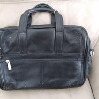 FELLOWES LEATHER LAPTOP BAG