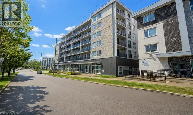 275 LARCH Street Unit# F-114 Waterloo, Ontario