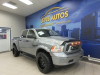 RAM 1500 2023 CLASSIC SLT V-8 5.7 LITRES HÉMI CREW-CAB BOITE 5.7 PIEDS 4X4 / PNEUS 35 POUCES NEUF HO... (image 2)
