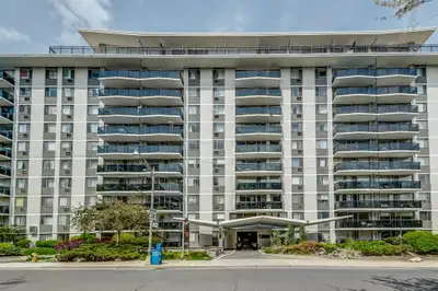 JOIN US FOR AN OPEN HOUSE ON SATURDAY, MARCH 23 AND ENJOY 1-MONTH FREE RENT! 1 bdrm suite starting f...