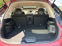 Double L Motors Ltd. For Sale 2020 Nissan Rogue SL AWD – One Owner, Fully Loaded Luxury, All-Weather... (image 5)