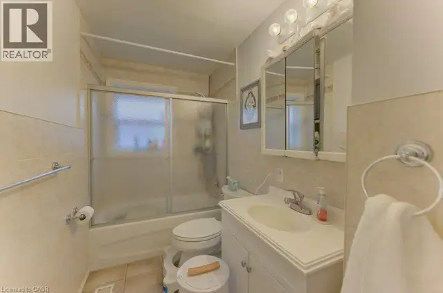 174 GLEN Road Kitchener, Ontario in Houses for Sale in Kitchener / Waterloo - Image 13