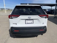 *Vehicle history form conveniently located in vehicle photos. AMVIC LICENSED DEALER ... Engine: Regu... (image 4)