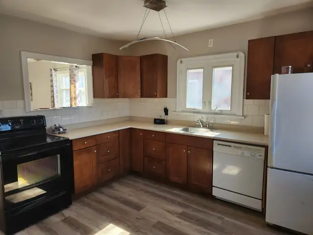 Recently reno'd 4 bdrm 2 bath house w/ fenced yard