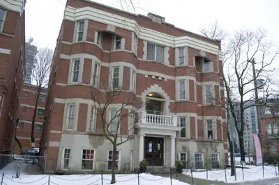 Building Information The envy of the city! 1 & 7 Glen Road is a 4-story low-rise heritage building w...