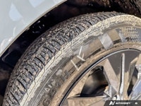 Exterior Parking Camera Rear | Remote Keyless Entry | Automatic Temperature Control | Front Dual Zon... (image 9)