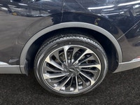 Check out this vehicle's pictures, features, options and specs, and let us know if you have any ques... (image 8)