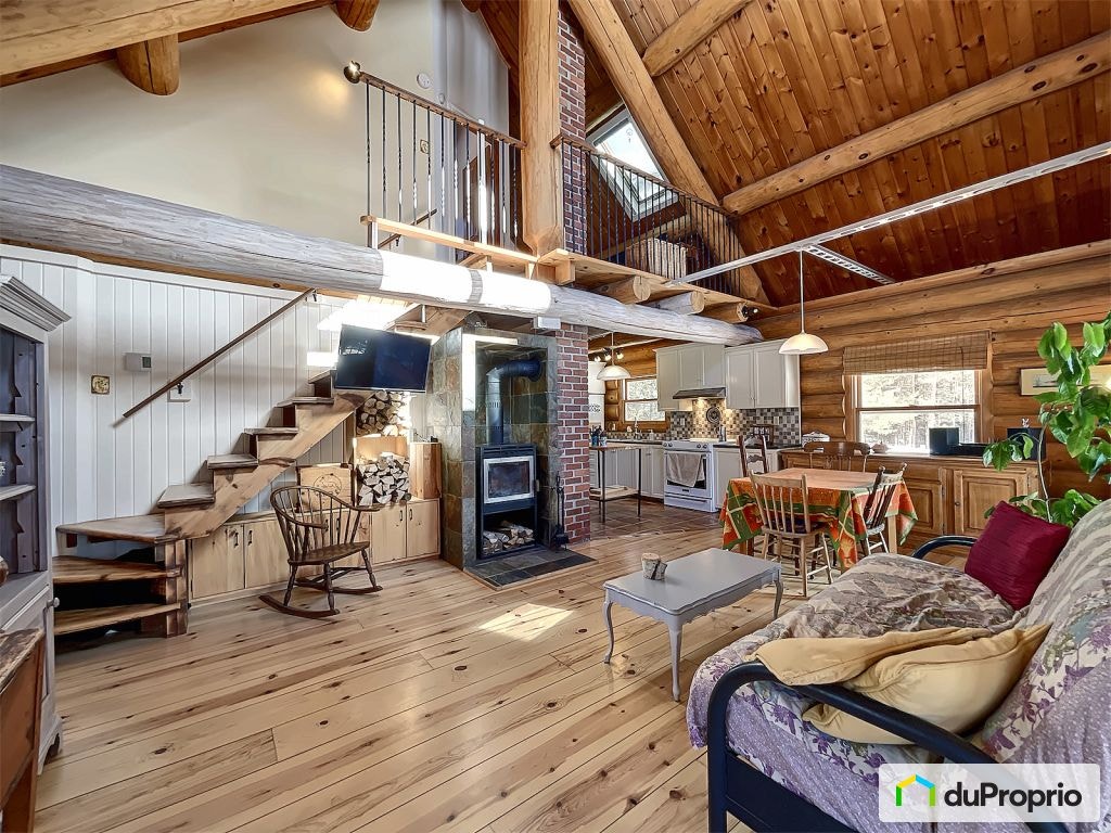 $727,000 - Split Level for sale in St-Etienne-De-Bolton — photo 2