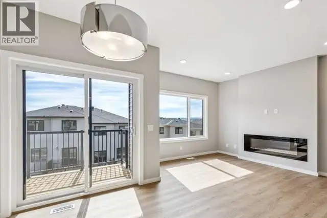 382 Heritage Boulevard Cochrane, Alberta in Houses for Sale in Calgary - Image 8