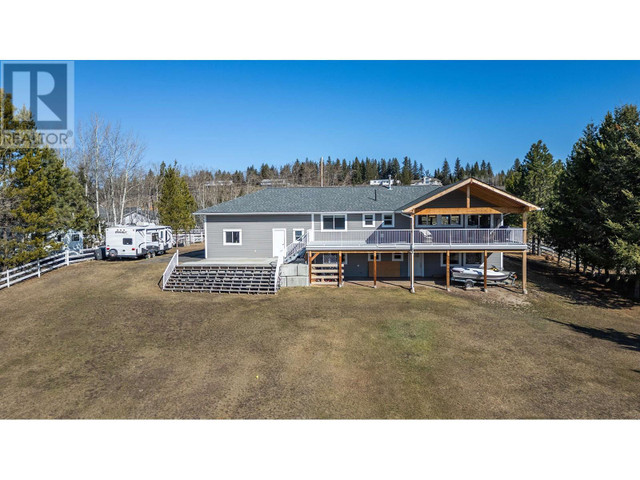 5588 LAKESIDE COURT 103 Mile House, British Columbia in Houses for Sale in 100 Mile House - Image 2