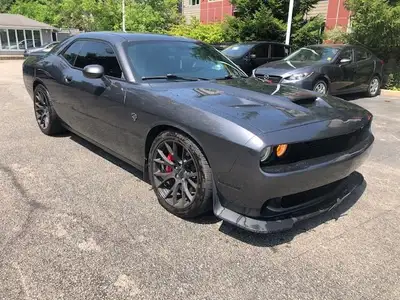 BLOW OUT SALE 2015 DODGE CHALLENGER HELLCAT 6.2 SUPERCHARGED V8 707 hp AUTOMATIC - SAFETY INCLUDED -...