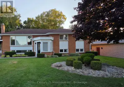 A spacious 1300 sq ft, newly renovated 3 bedroom, 1 bath apartment in a quiet Kincardine neighborhoo...