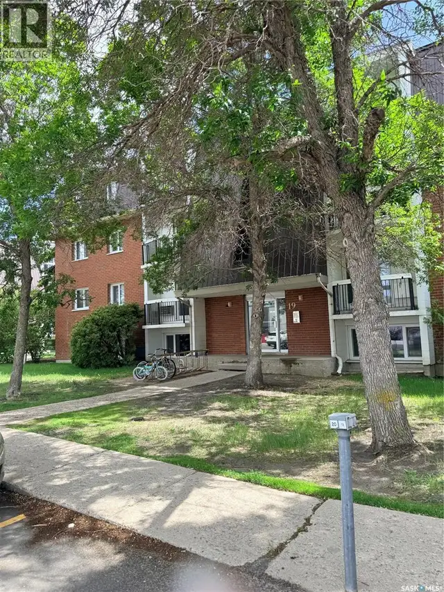 12 19 Centennial STREET Regina, Saskatchewan in Condos for Sale in Regina - Image 2