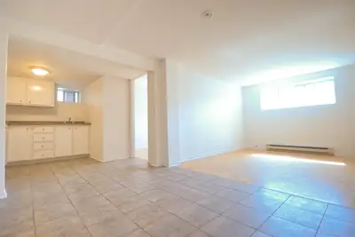 Now available in Pierrefonds, Spacious and Renovated 3 ½   Final