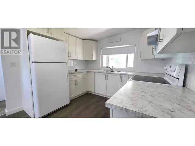 6176 SPARTAN Street Oliver, British Columbia in Houses for Sale in Penticton - Image 9